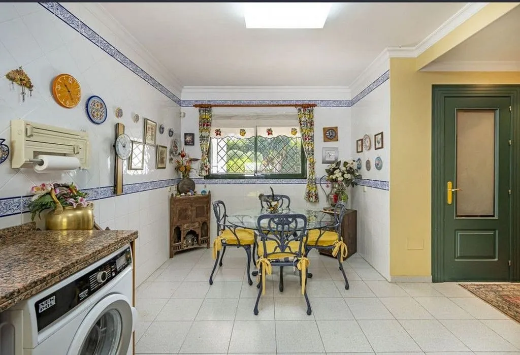 Salle à manger - Villa with Pool in Nagüeles, Marbella