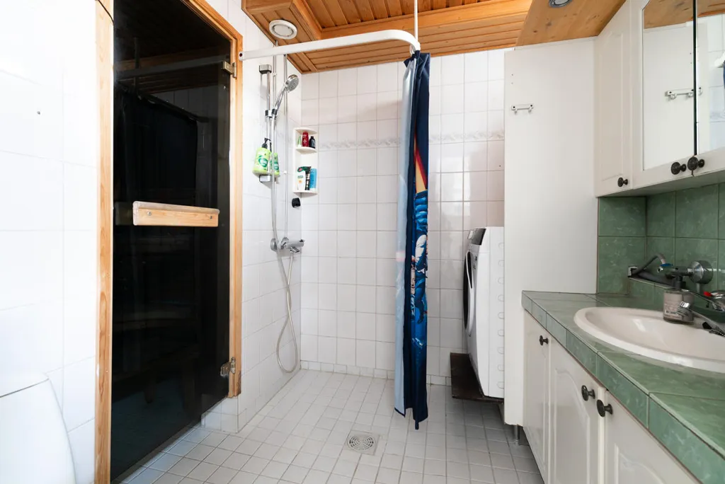 Bathrooms - House in Jyväskylä