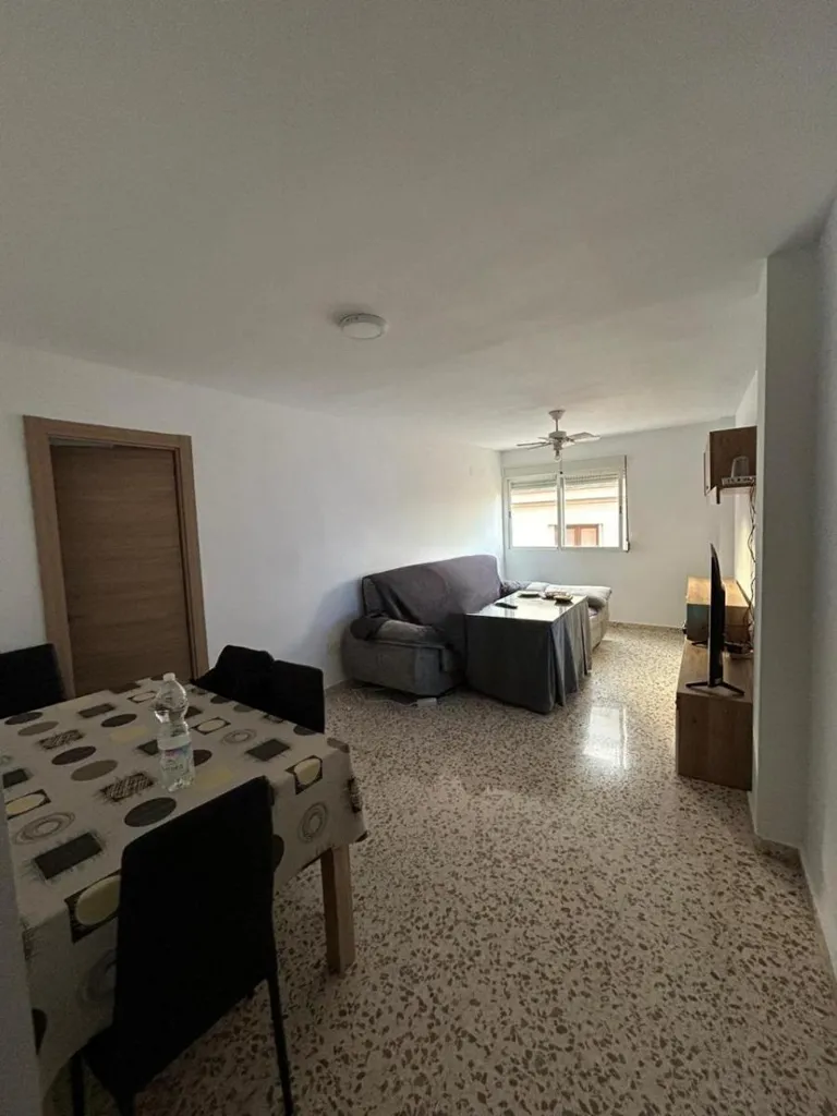 Sala da pranzo - Student Flat with Lift in San Ildefonso, Granada