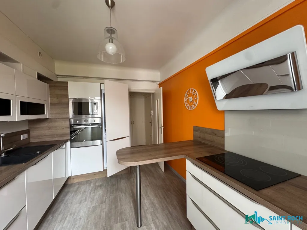 Cuisine - Appartement T5 avec Balcon et Garage au Centre-ville du Havre