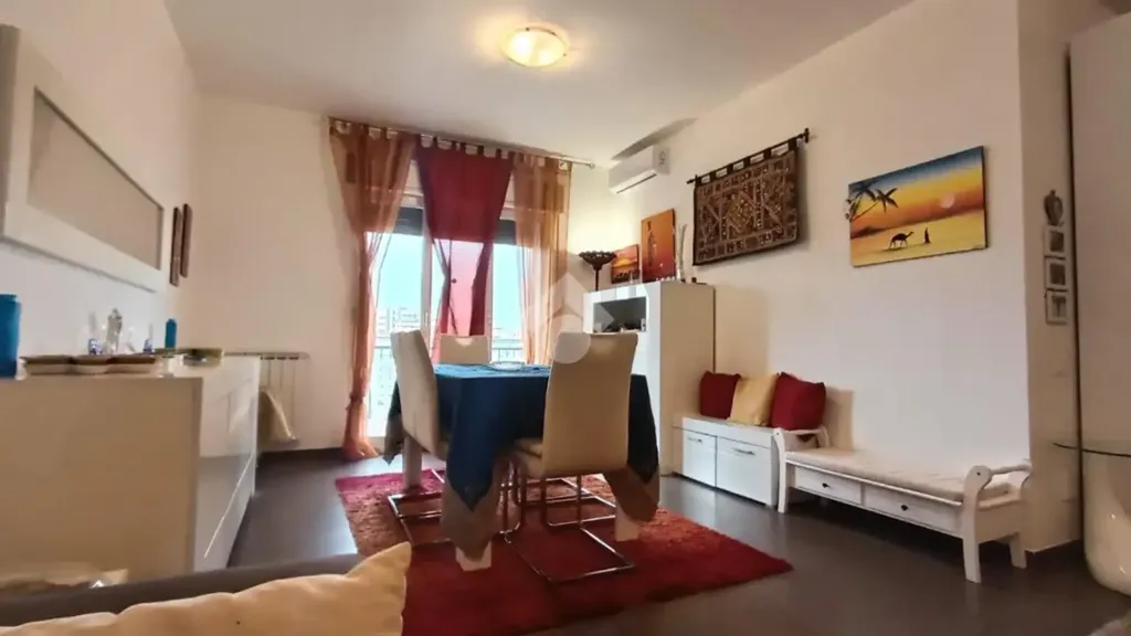 Elutuba - Modernised Apartment with Balcony in Palermo
