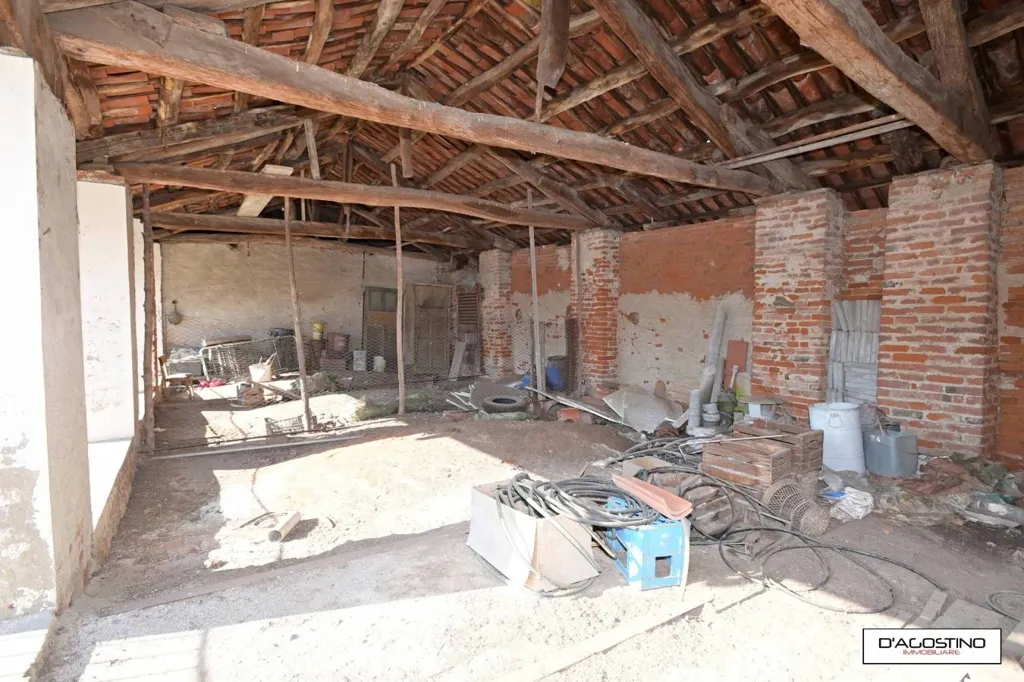 Toad - Terraced House with Garden in Rivarolo Canavese