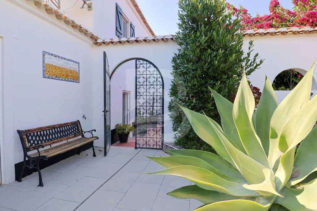Giardino - Rustic House with Pool in Pêra, Algarve