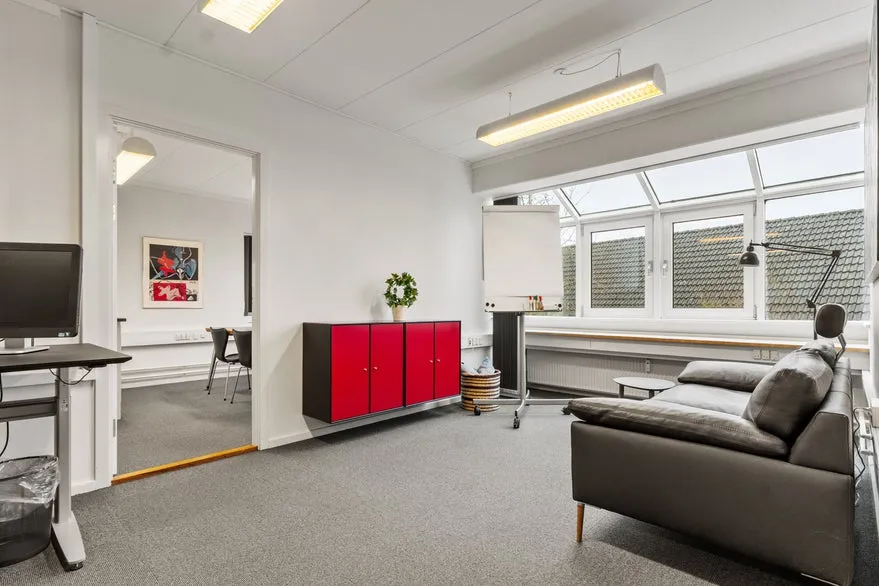 Kabinet - Office Space with Parking in Odense