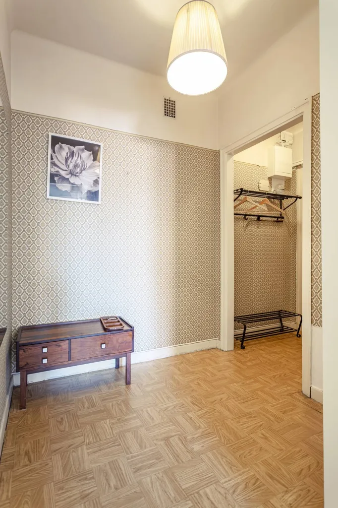 Entrée - Charming 2-Bedroom Flat with High Location in Råsunda