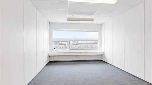 Bureau - Office Space with Green Views in Vejen