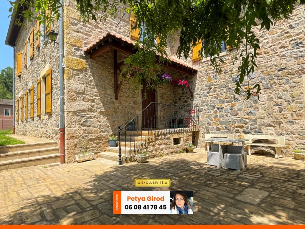 Jardin - Maison en Pierre avec Piscine près de Cluny