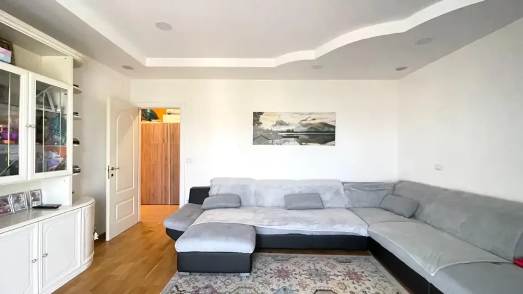 Séjour - Renovated Apartment with Mountain View in Brescia