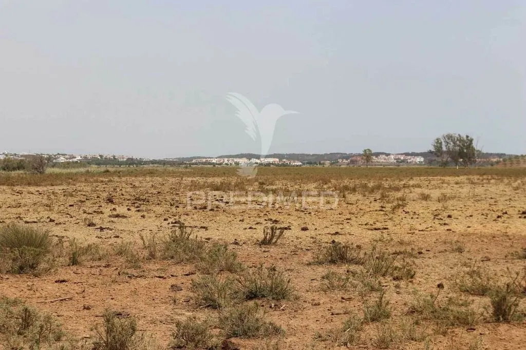 Aed - Development Land with River View in Castro Marim
