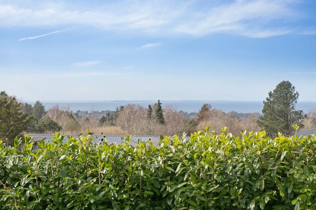 Aed - Charming Holiday Home with Sejerø View in Fårevejle