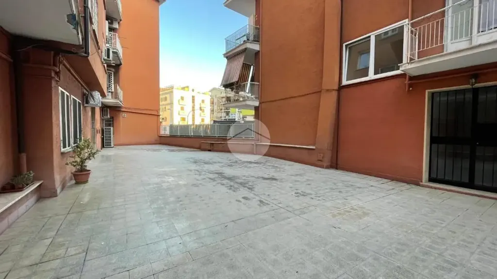 Aed - Fully Rented Flat with Metro Access in Rome