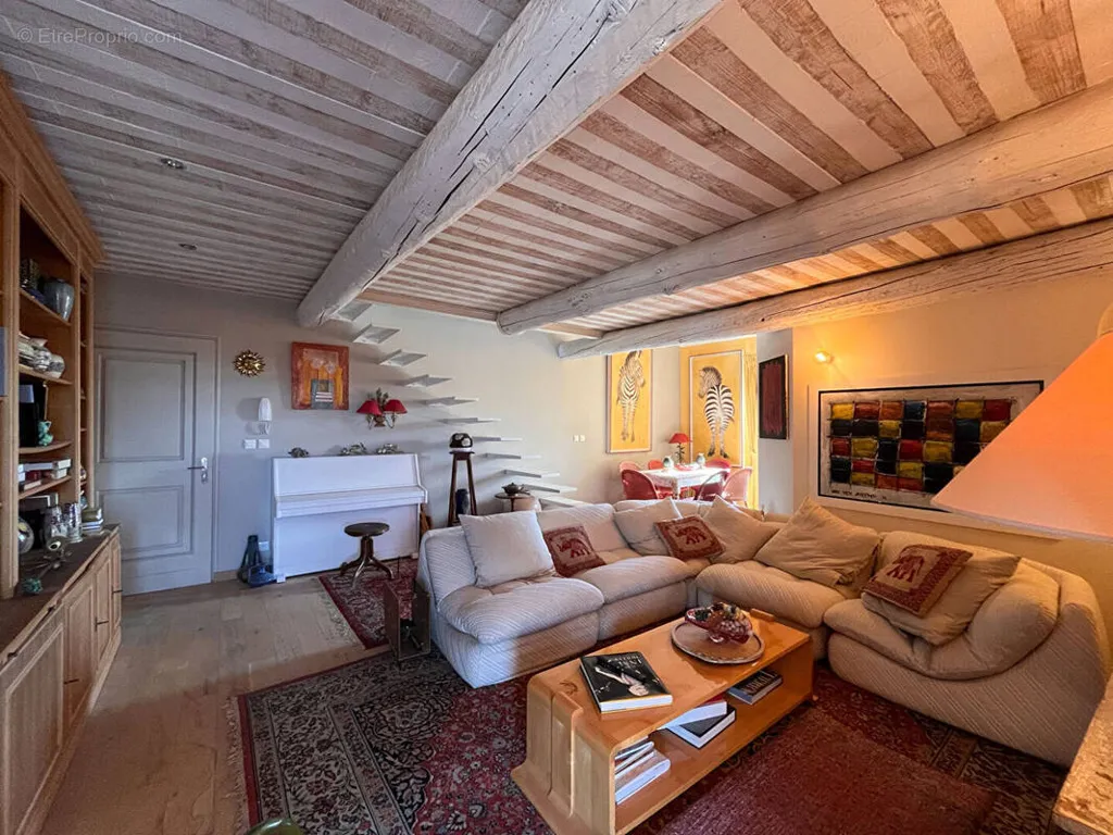 living_room