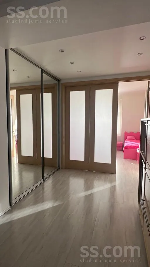 Séjour - Renovated Apartment with Parking in Riga Centre