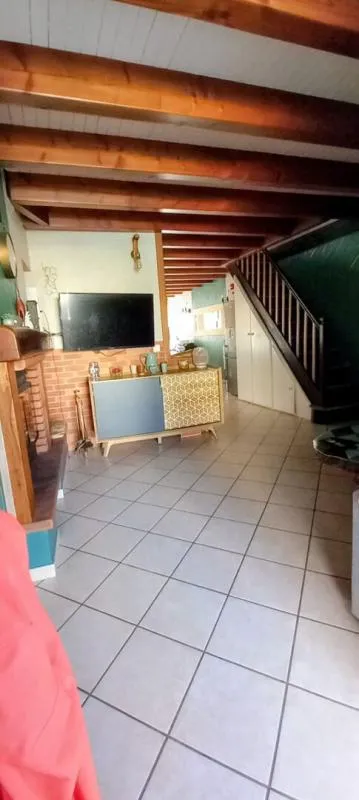 Wohnzimmer - Charming House with Pool Terrace in Village