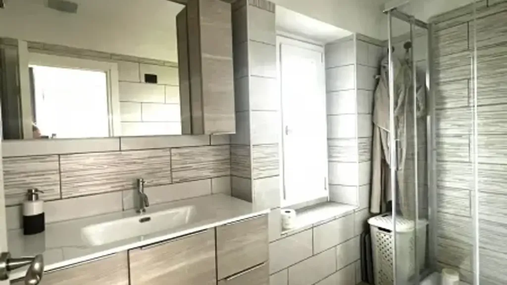 Vannitoad - Rustic-Style Flat with Balcony near Borgo San Lorenzo
