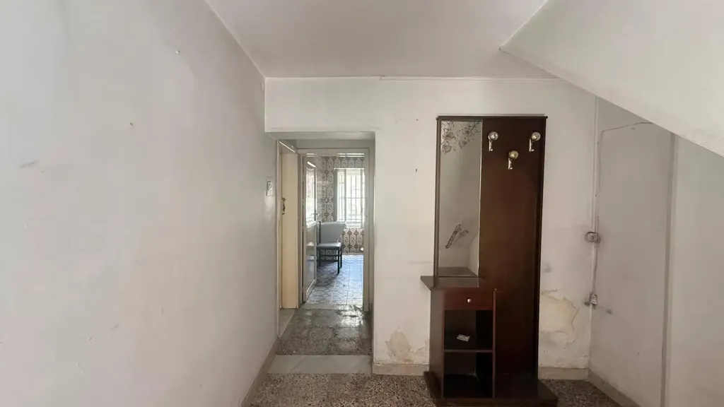 Independent House with Balconies in Modica