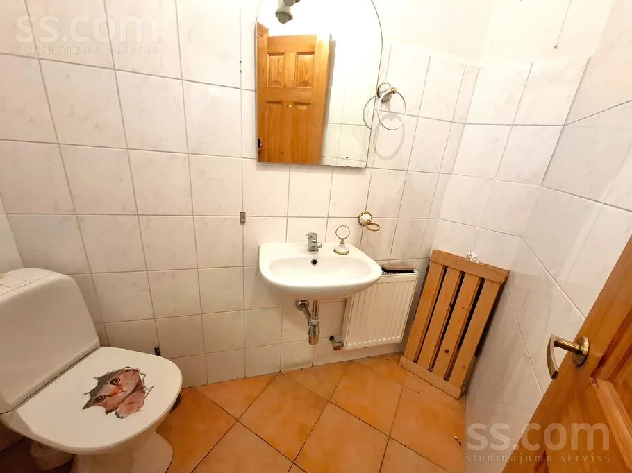 Salles de bain - Spacious 3-Bedroom Apartment in Quiet Centre, Riga