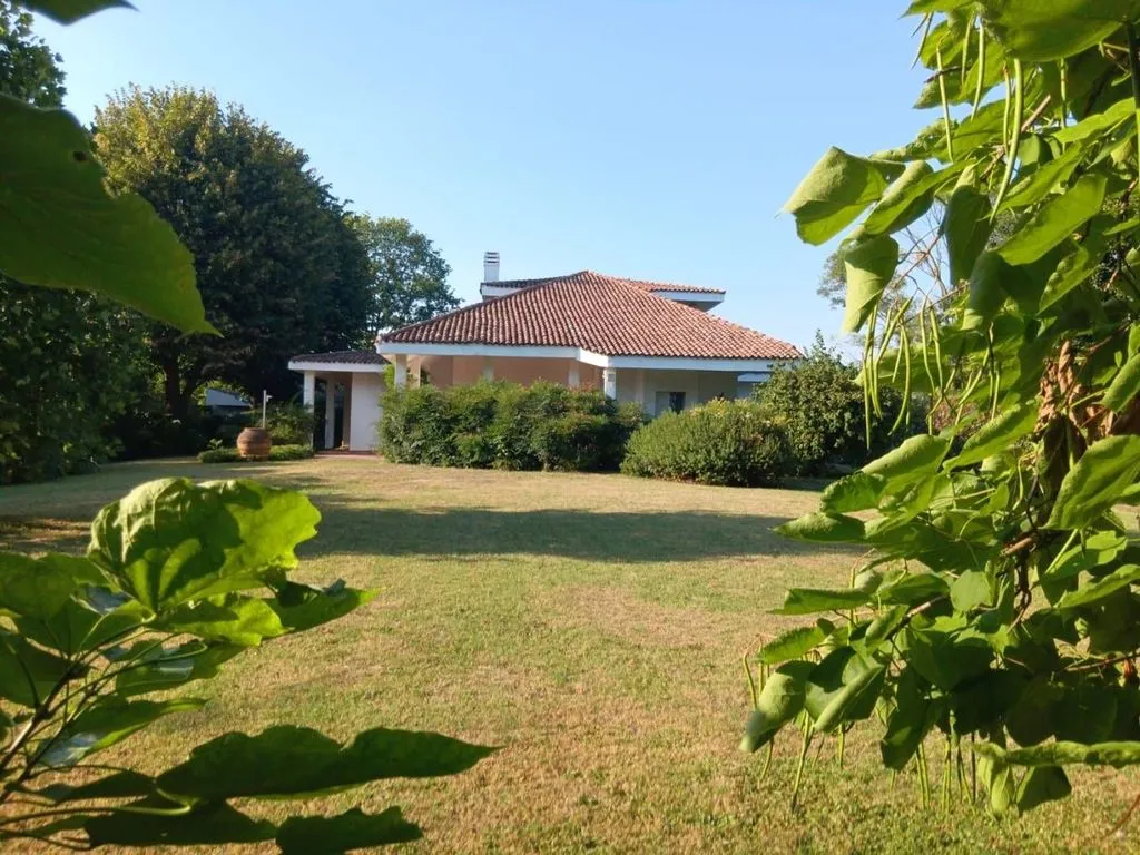 Jardin - Luxury Villa with Private Park in Corbetta