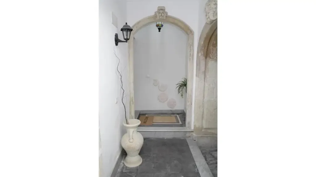 Esik - Rustic Apartment with Central Location in Siracusa