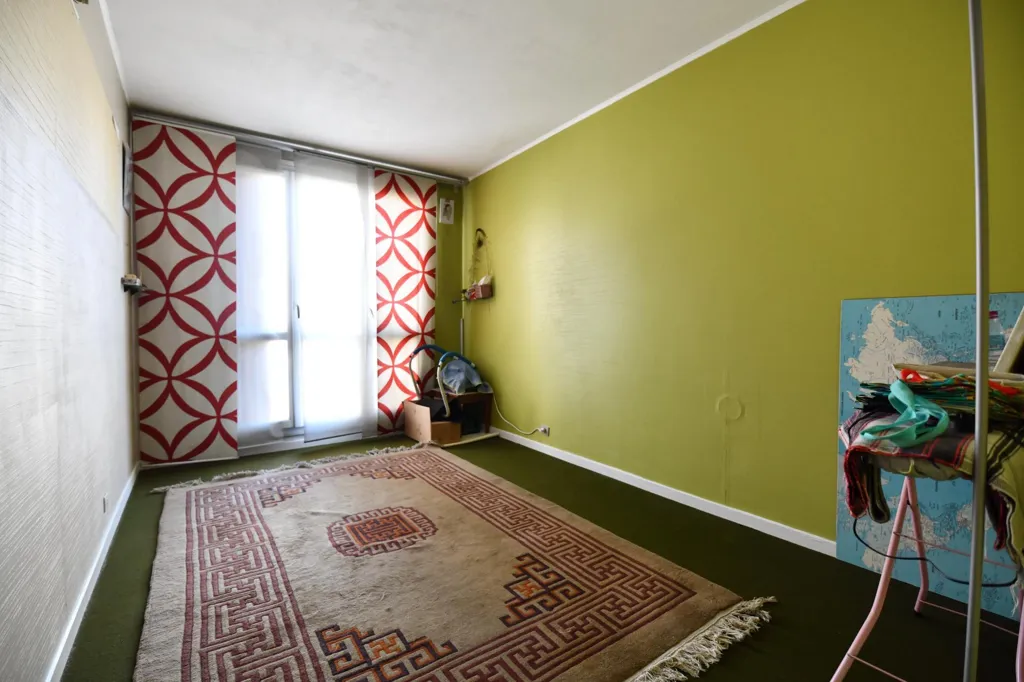 Magamistoad - Spacious F7 Flat with Private Pool in Central Location