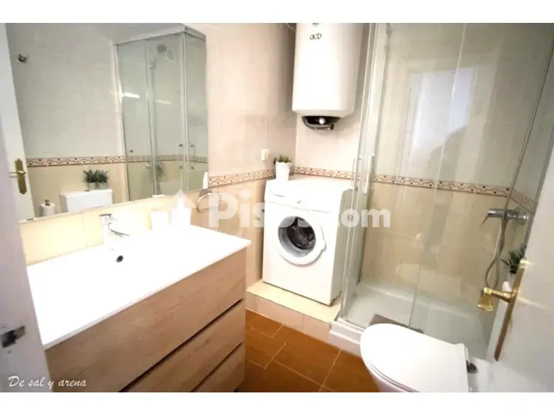 Salles de bain - Beachfront Studio with Sea View in Benalmádena Costa