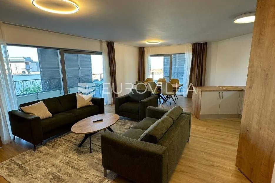 Soggiorno - Three-Bedroom Apartment with Terrace in Baška Voda