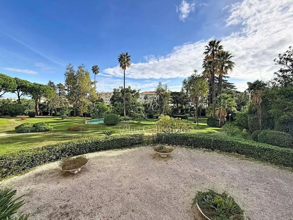 Aed - Luxury Flat with Terrace in Cannes