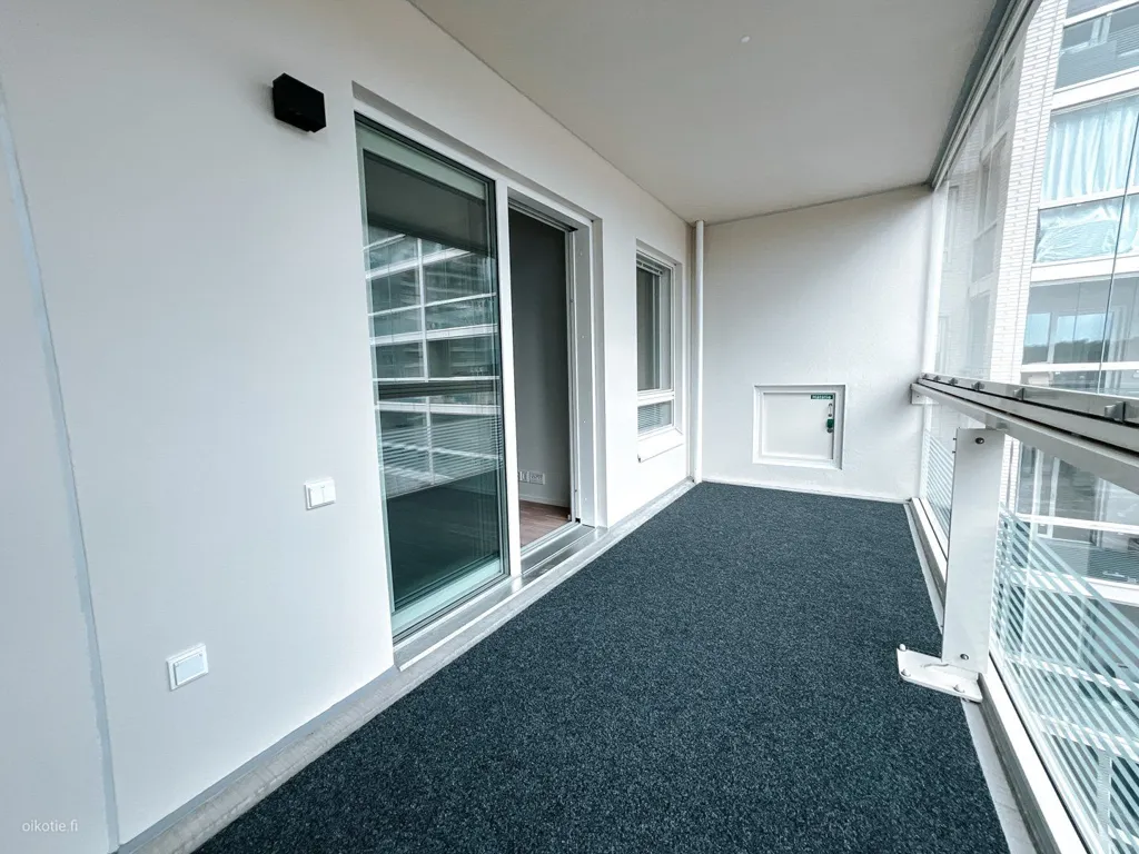 Balcon - Modern Flat with Garden in Espoo