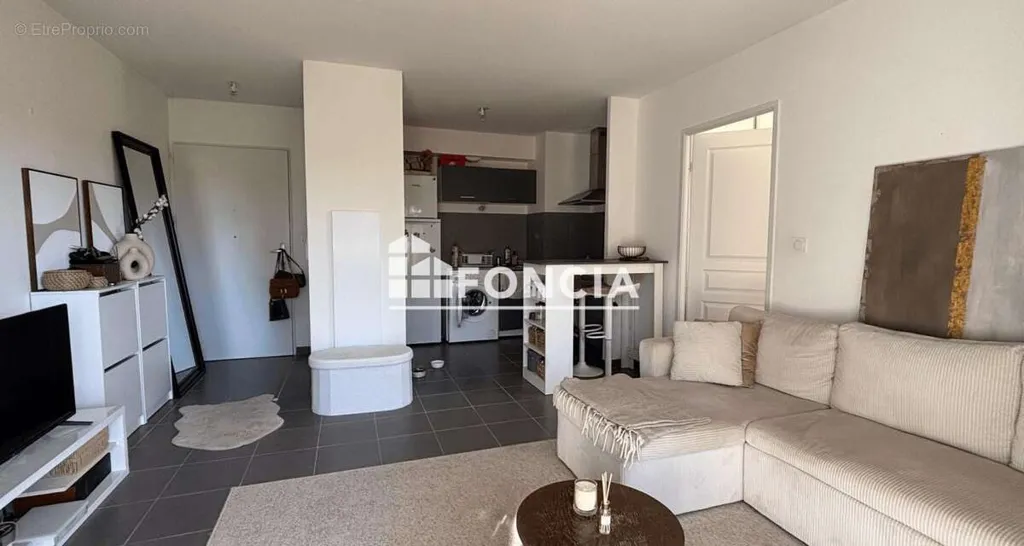 Séjour - Appartement T2 avec Terrasse à Agroparc