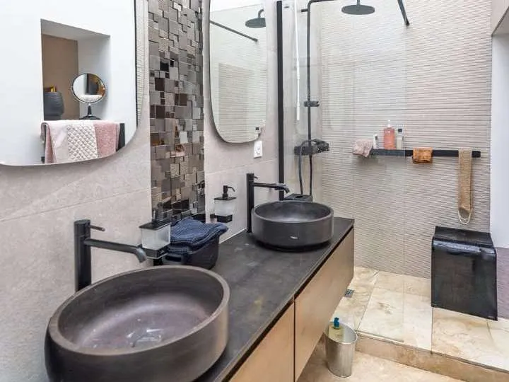 Vannitoad - Luxury Duplex with Terraces in Aix-en-Provence