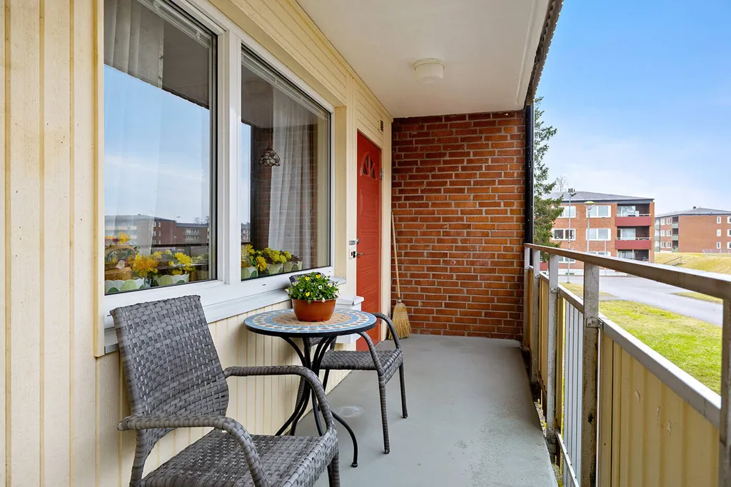 Balcon - Renovated Apartment with Balcony in Trollhättan