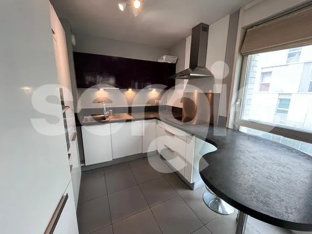 Cuisine - Appartement Meublé 4 Pièces près du Centre à Lille