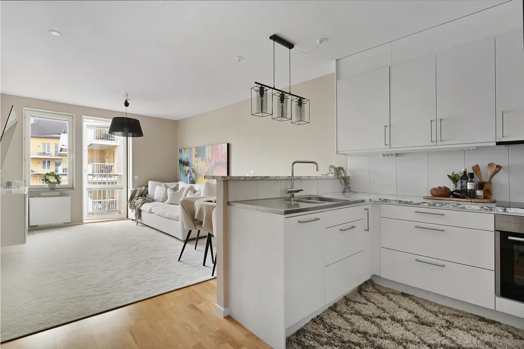 Köök - Modern Flat with Large Balcony in Vindmöllan