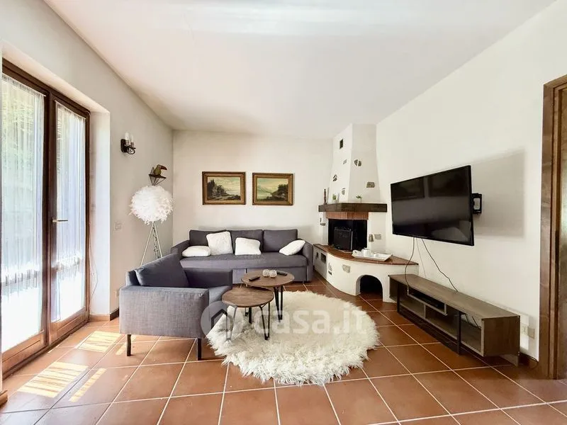Séjour - Villa with Lake View in Dongo