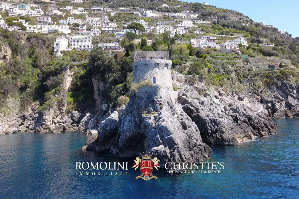 Välivaade - Waterfront Villa with Sea Access on Amalfi Coast