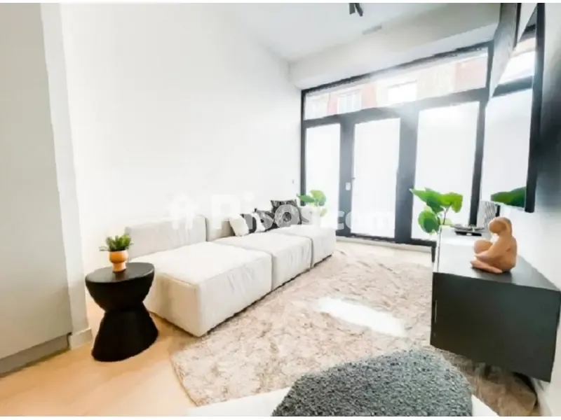 Séjour - Amueblé Flat with Balcony in Carrer Girona