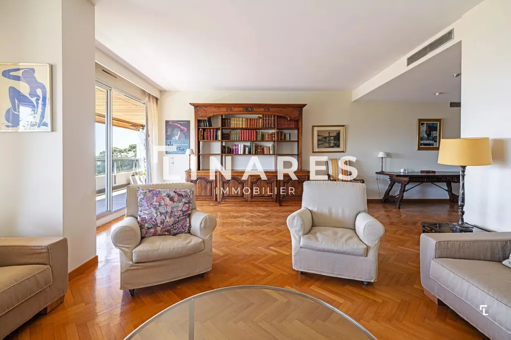 Living Room - Apartment with Terraces in Marseille's 8th Arrondissement