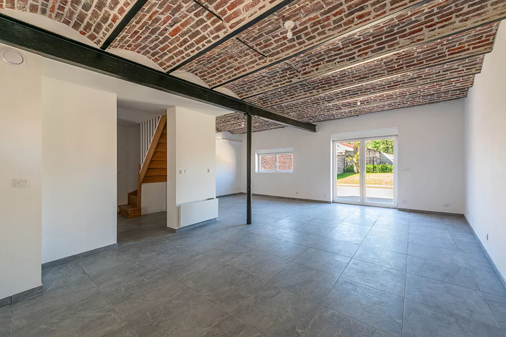 Pièces - Maison de Caractère avec Terrasse à Onnaing