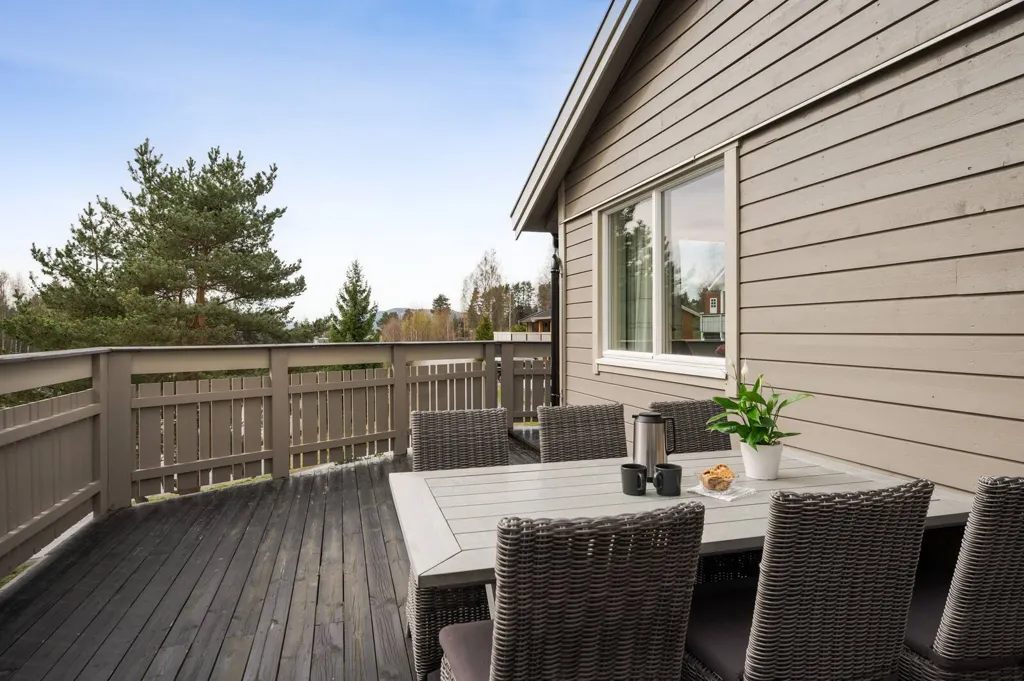 Terrass - Family-Friendly House in Brumunddal