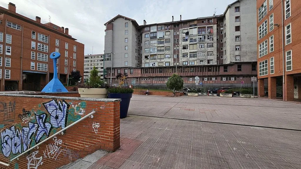 Aed - Reformed Flat with Balcony in Barakaldo