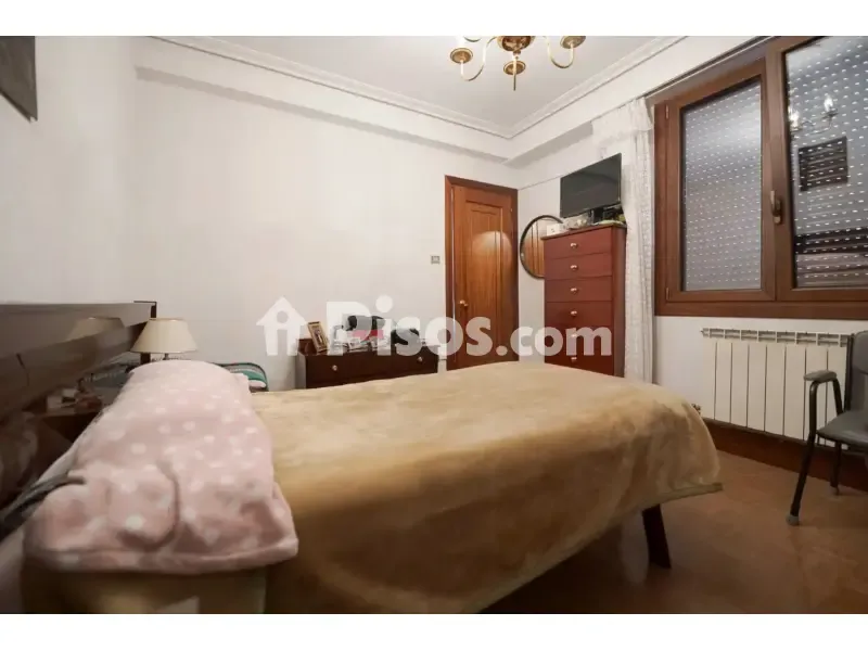 Magamistoad - 3-Bedroom Flat with Ascensor in Eibar