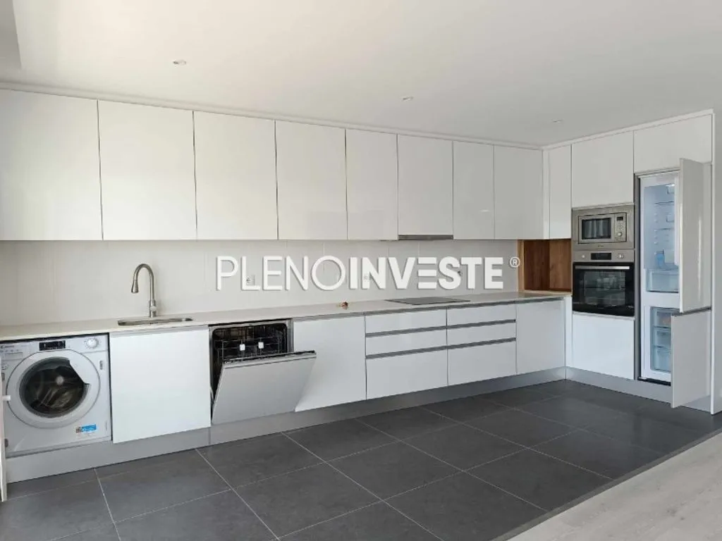 Köök - New Duplex with Panoramic View in Seixal