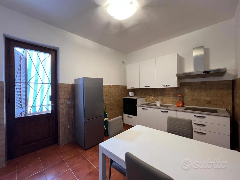 Kitchen - Independent Villa with Garden in Mortara