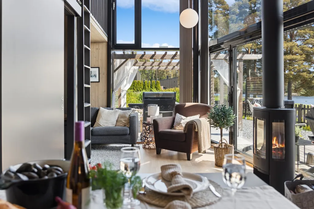 Salle à manger - Modern Holiday Home with River View near Oslo