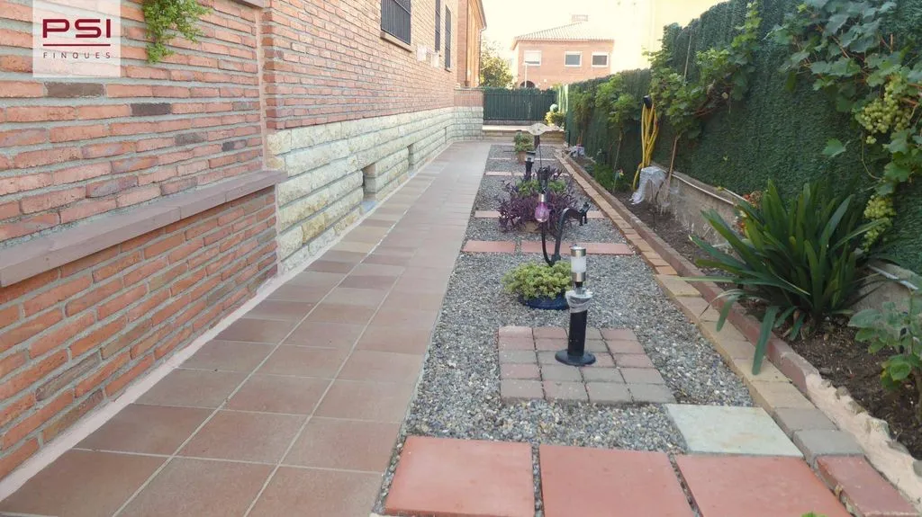 Jardin - Luxury House with Garden in Cardedeu