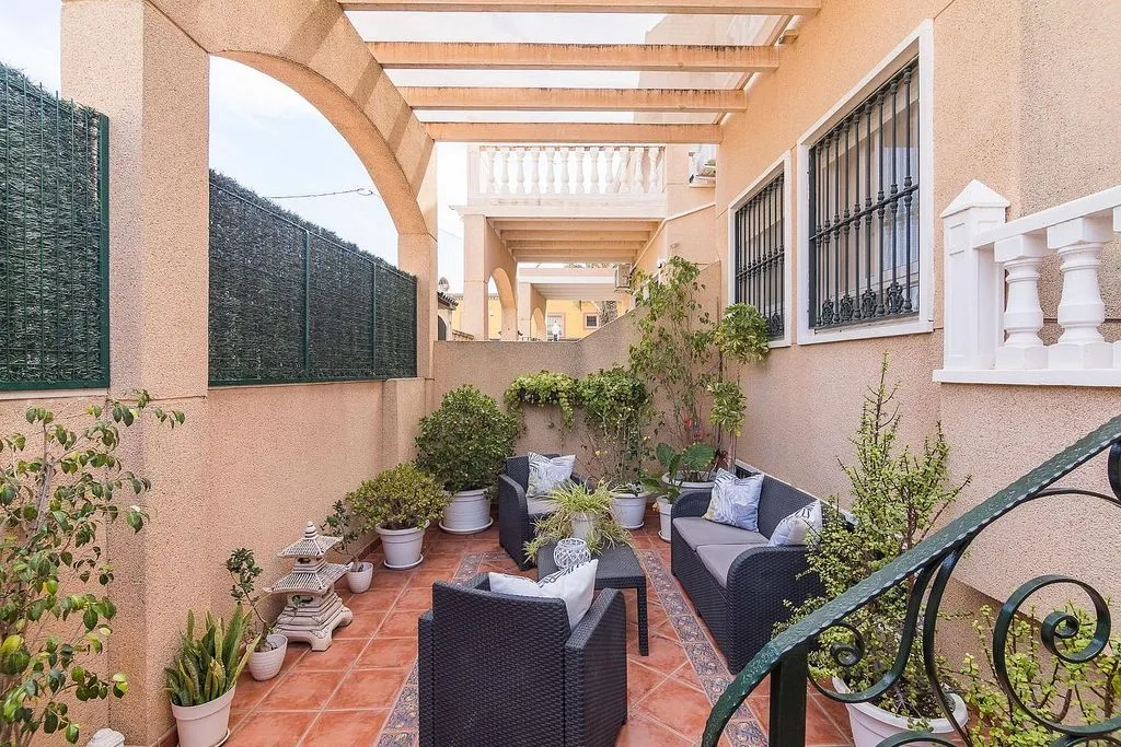 Giardino - Chalet with Pool and Terrace in Valverde