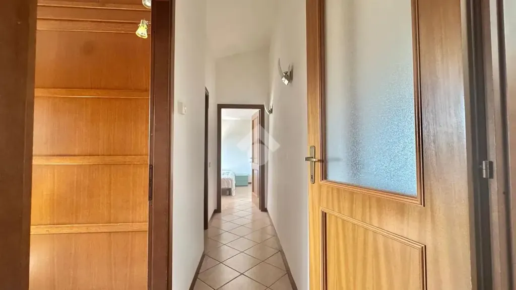 Esik - Apartment with Balcony in Carmignano