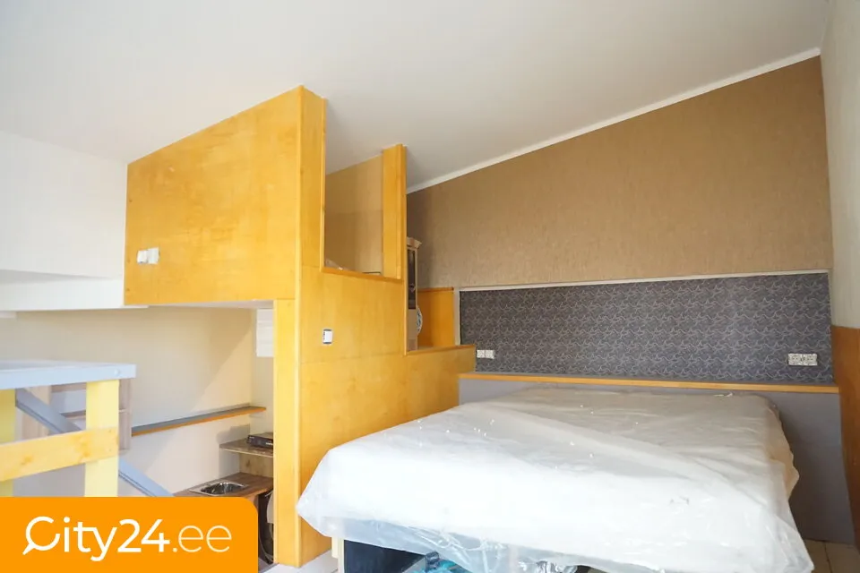 Bedrooms - Newly Decorated 2-Bedroom Flat in City Centre