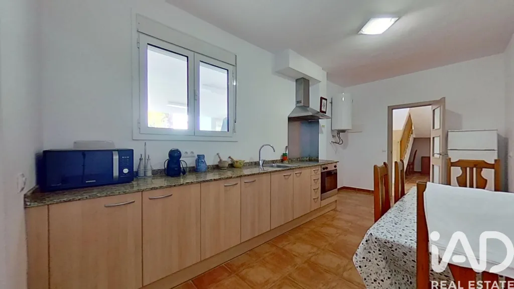 Köök - Independent House with Pool in Roda de Barà