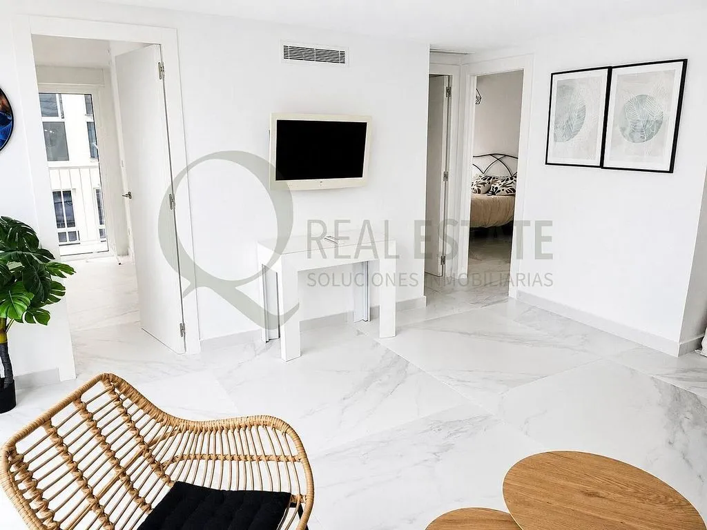 Elutuba - Modern Flat with Balcony in Alicante Centre